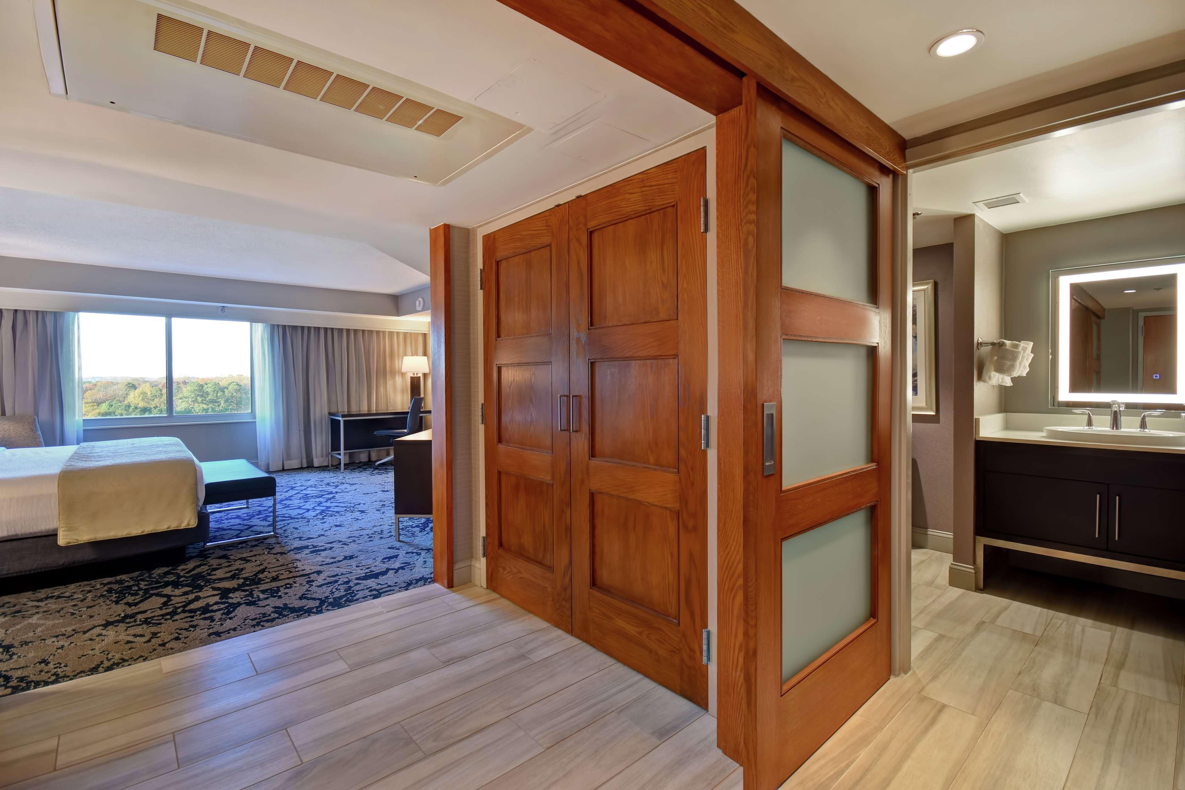 Embassy Suites By Hilton Raleigh Durham Research Triangle Cary Ngoại thất bức ảnh