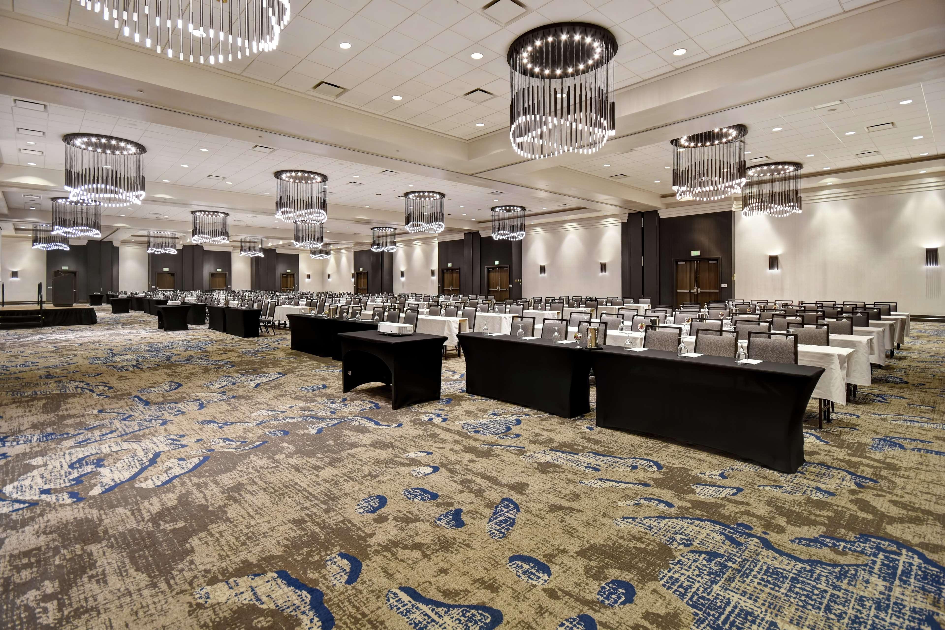Embassy Suites By Hilton Raleigh Durham Research Triangle Cary Ngoại thất bức ảnh