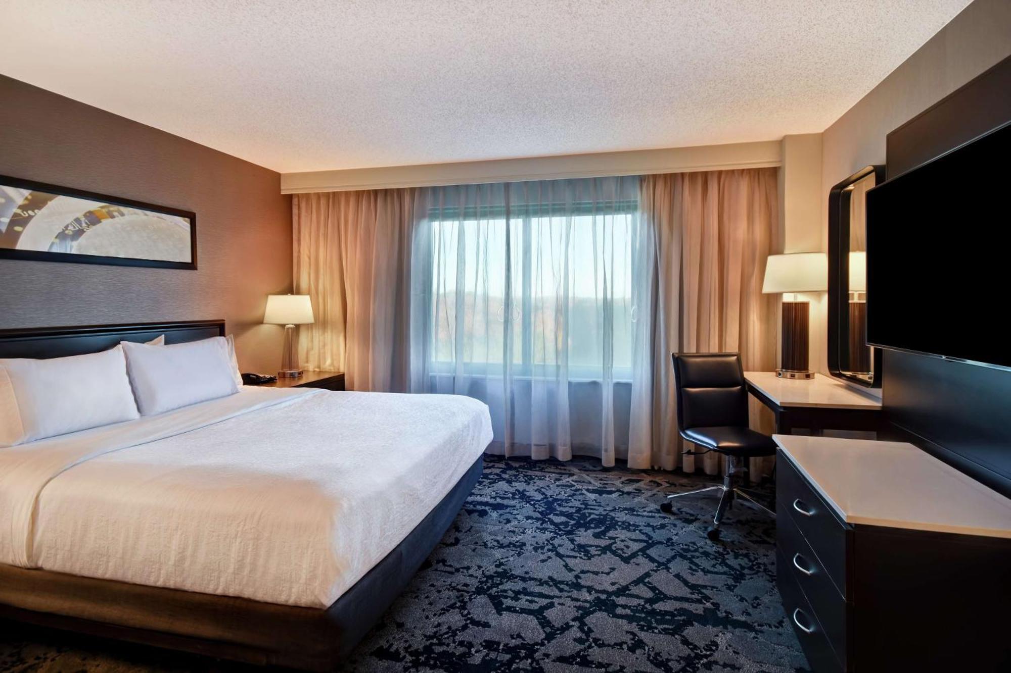 Embassy Suites By Hilton Raleigh Durham Research Triangle Cary Ngoại thất bức ảnh