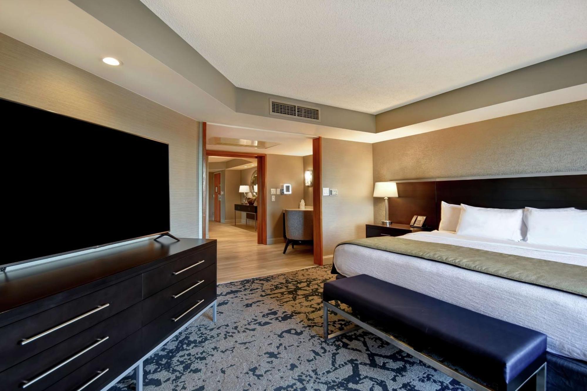 Embassy Suites By Hilton Raleigh Durham Research Triangle Cary Ngoại thất bức ảnh