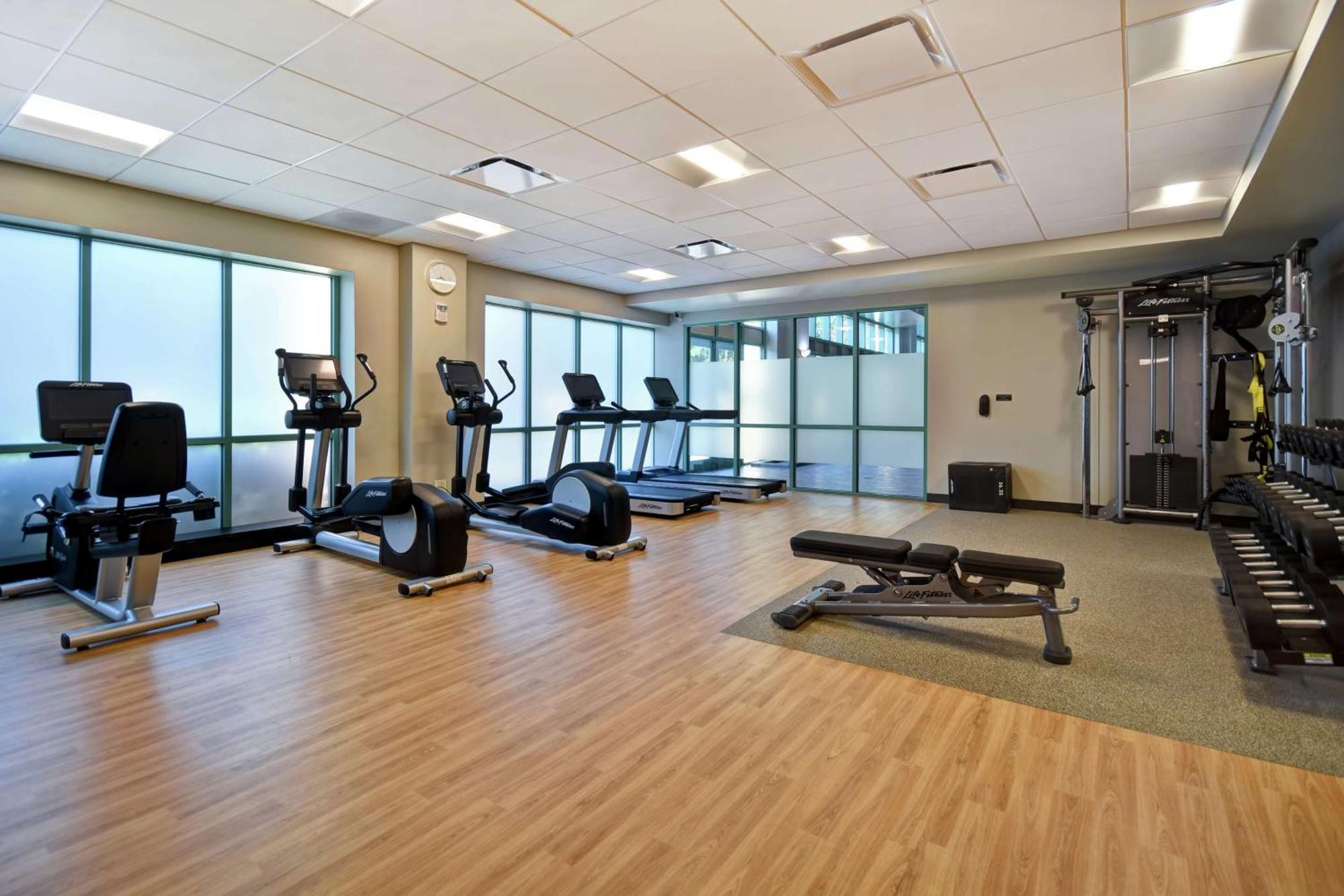 Embassy Suites By Hilton Raleigh Durham Research Triangle Cary Ngoại thất bức ảnh
